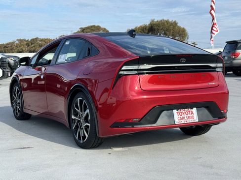 New 2026 Toyota Prius Plug-In Hybrid image 12