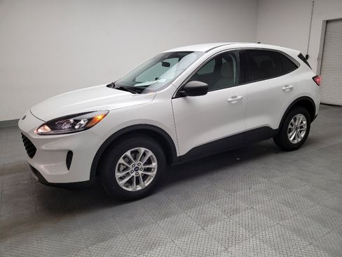 Used 2022 Ford Escape SE AWD/4WD image 2