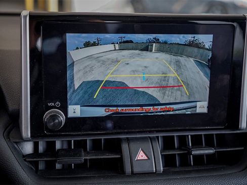 Used 2024 Toyota RAV4 LE image 19