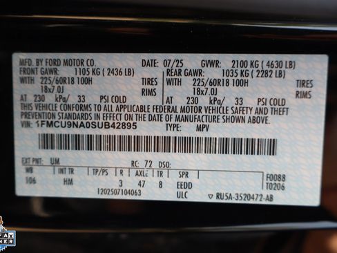Used 2025 Ford Escape ST-Line Select AWD/4WD image 30