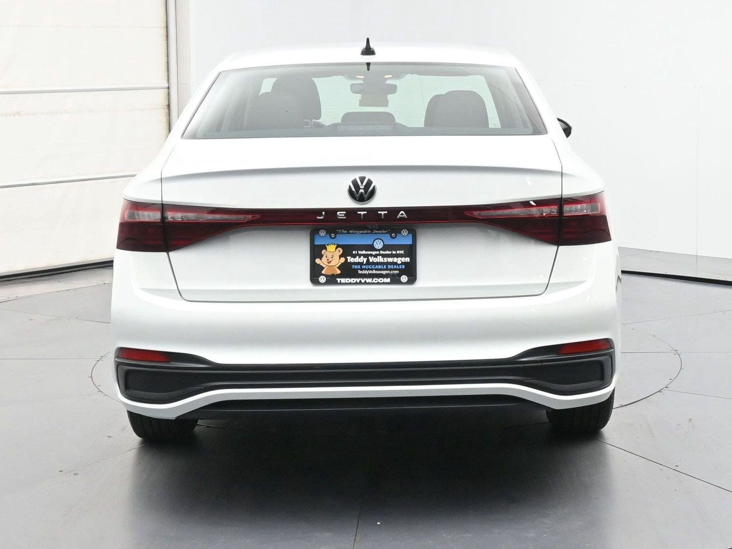Used 2025 Volkswagen Jetta S FWD image 21
