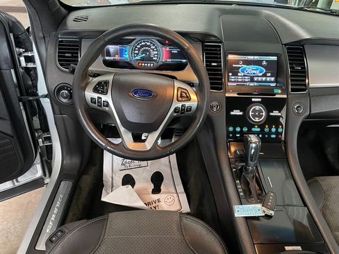 Used 2014 Ford Taurus SHO w/ Equipment Group 401A AWD/4WD image 9