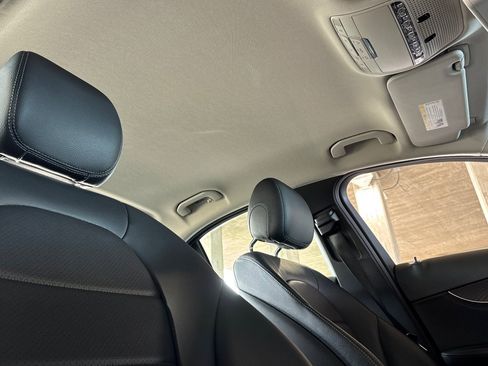 Used 2016 Mercedes-Benz C 300 Sedan image 26