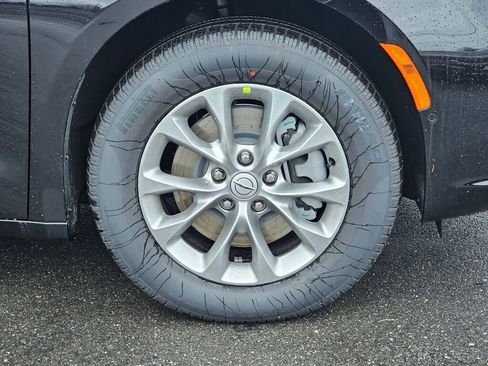 New 2026 Chrysler Pacifica Select image 10