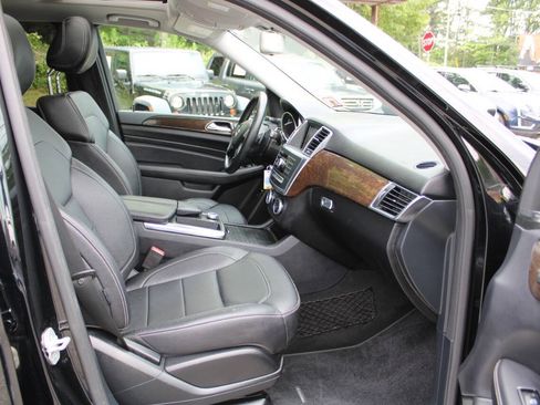 Used 2015 Mercedes-Benz ML 350 4MATIC image 32