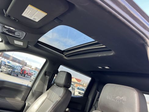 Used 2019 Chevrolet Silverado 1500 High Country w/ Z71 Off-Road Package image 24