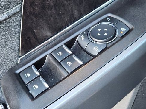 Used 2022 Ford F150 Lariat w/ Equipment Group 502A High image 23