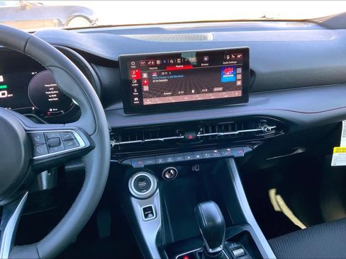 Used 2024 Dodge Hornet R/T image 6