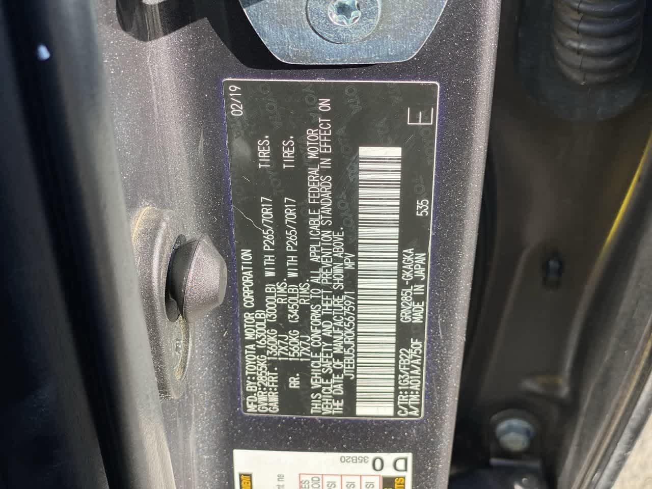 Used 2019 Toyota 4Runner SR5 AWD/4WD image 29
