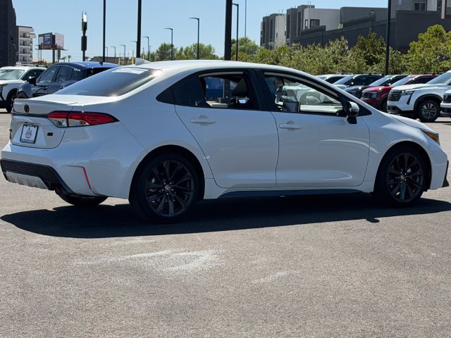 Used 2020 Toyota Corolla SE w/ SE Premium Package FWD image 6
