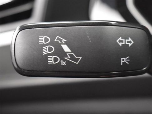 Used 2019 Volkswagen Jetta R-Line image 27