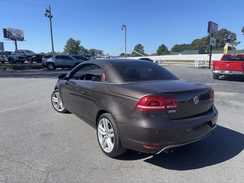 Used 2012 Volkswagen Eos Executive image 3