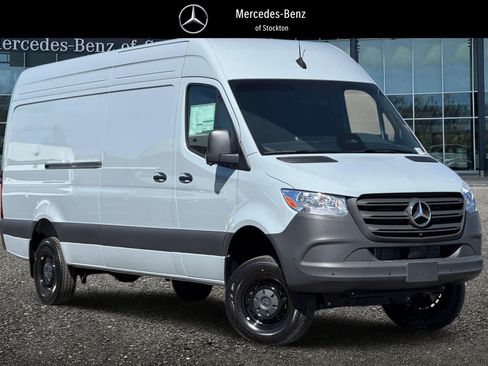 New 2026 Mercedes-Benz Sprinter 2500 image 1