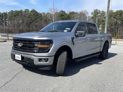 New 2025 Ford F150 XLT w/ Equipment Group 302A MID