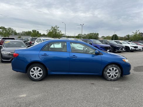 Used 2010 Toyota Corolla FWD image 3