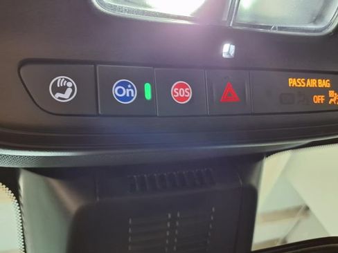 Used 2026 Chevrolet Equinox LT AWD/4WD image 16