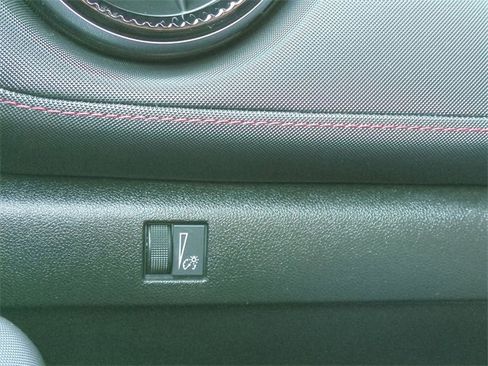 Certified 2023 Chevrolet Colorado Z71 w/ Z71 Convenience Package 2 image 18