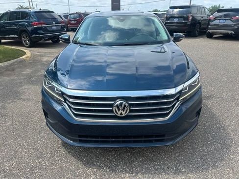 Used 2021 Volkswagen Passat 2.0T SE FWD image 8