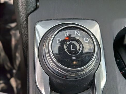 Used 2025 Ford Escape Active image 25