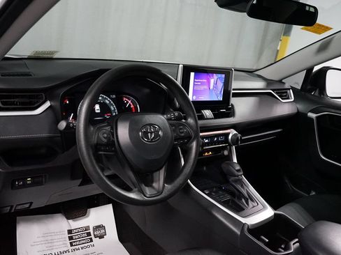 Certified 2025 Toyota RAV4 LE FWD image 11
