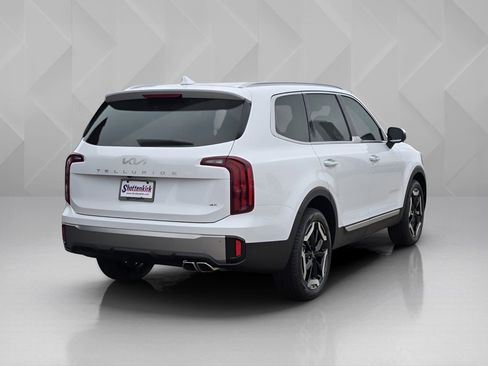 New 2025 Kia Telluride S image 3