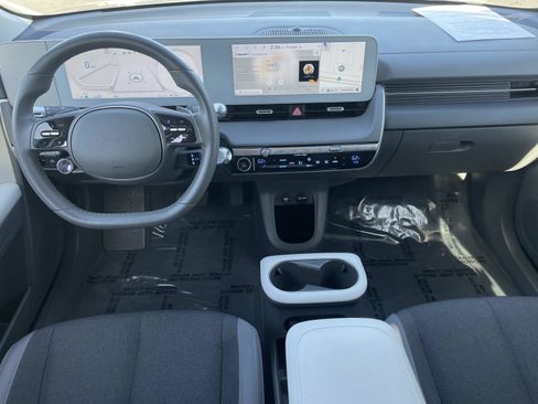 Certified 2024 Hyundai Ioniq 5 SEL image 7