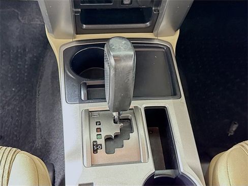 Used 2012 Toyota 4Runner SR5 image 19