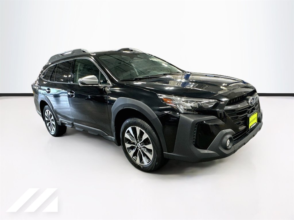 Used 2023 Subaru Outback Touring AWD/4WD image 3