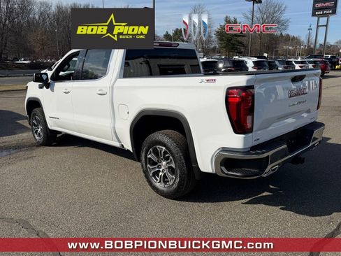 New 2026 GMC Sierra 1500 SLE w/ X31 Off-Road Package image 3