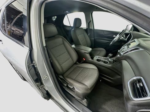 Used 2019 Chevrolet Equinox LT FWD image 32