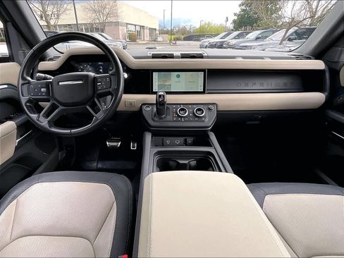 Used 2022 Land Rover Defender 110 X-Dynamic SE image 17