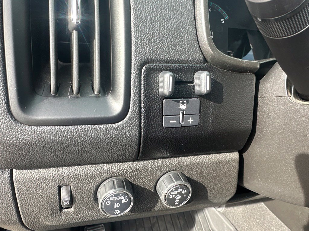 Used 2021 Chevrolet Colorado ZR2 w/ Colorado ZR2 Bison Edition AWD/4WD image 13