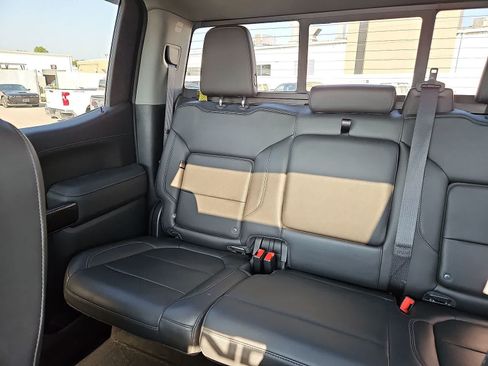 Used 2020 Chevrolet Silverado 1500 LTZ w/ LTZ Plus Package AWD/4WD image 13