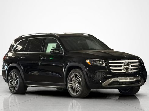 New 2026 Mercedes-Benz GLS 450 4MATIC image 7
