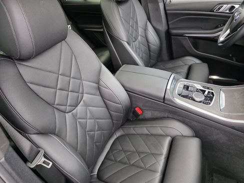 Used 2024 BMW X5 xDrive40i w/ Premium Package AWD/4WD image 30