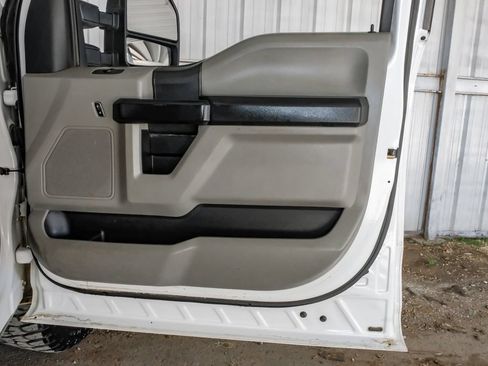 Used 2017 Ford F350 XL w/ Power Equipment Group RWD image 43