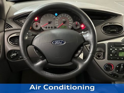 Used 2003 Ford Focus ZTW image 12