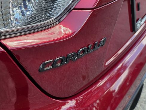 Used 2024 Toyota Corolla SE FWD image 8