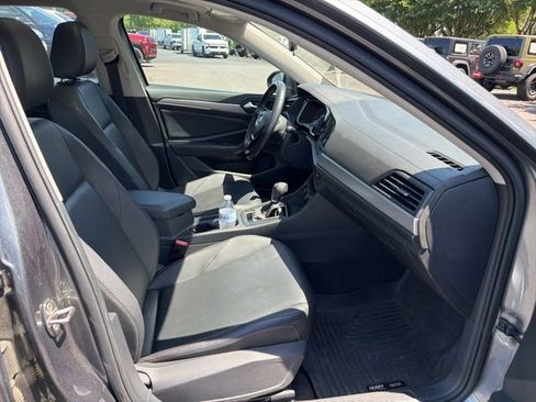 Used 2019 Volkswagen Jetta SE FWD image 11