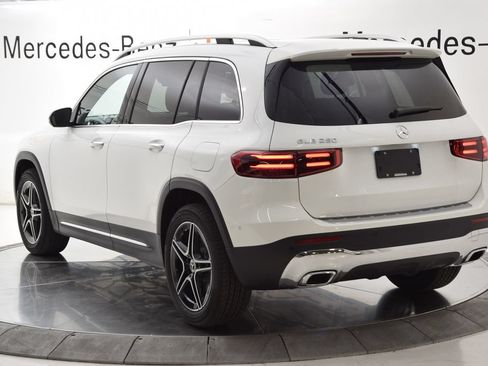 New 2026 Mercedes-Benz GLB 250 image 4