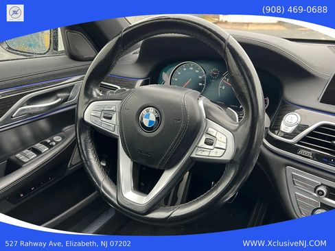 Used 2019 BMW 750i xDrive w/ M Sport Package image 11