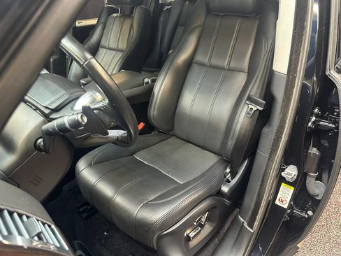 Used 2014 Land Rover Range Rover HSE AWD/4WD image 18