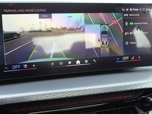 Used 2026 BMW 430i xDrive Coupe w/ M Sport Package image 17