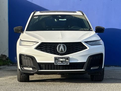 New 2026 Acura MDX A-Spec image 2