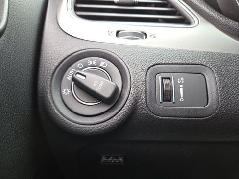 Used 2018 Dodge Journey Crossroad AWD/4WD image 13