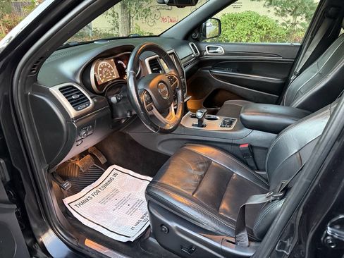 Used 2014 Jeep Grand Cherokee Limited image 28