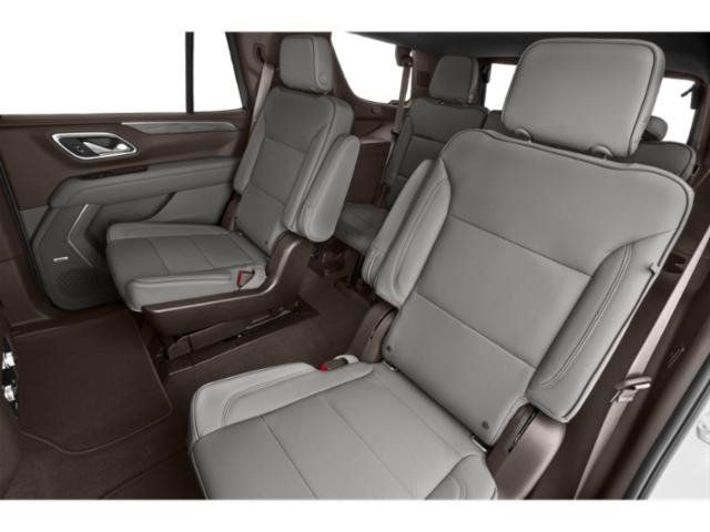 Used 2023 GMC Yukon SLT AWD/4WD image 16