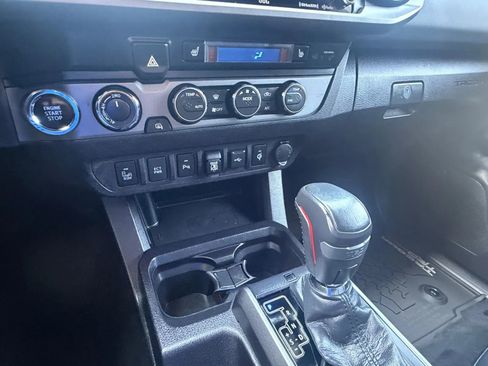 Used 2021 Toyota Tacoma TRD Pro AWD/4WD image 21