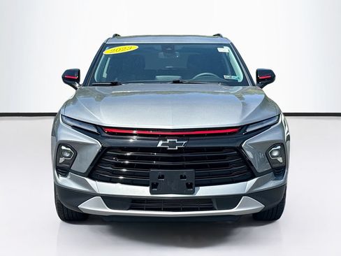 Used 2023 Chevrolet Blazer LT w/ Convenience Package AWD/4WD image 2