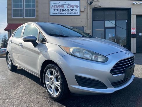 Used 2015 Ford Fiesta SE w/ Exterior Protection Package image 1